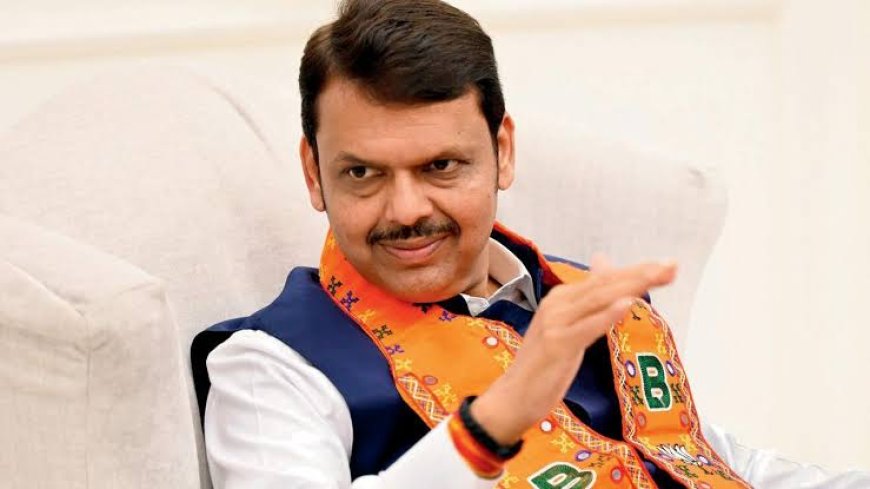 फिक्सरना देवाभाऊचा सिक्सर