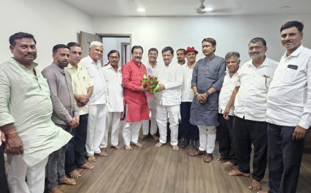 आ.सुभाषबापू आणि म्हेत्रेंचा जुना दोस्ताना!