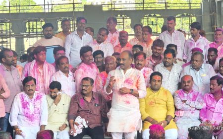 एपीएमसीवर आ.कल्याणशेट्टी, माने पॅनलची सरशी