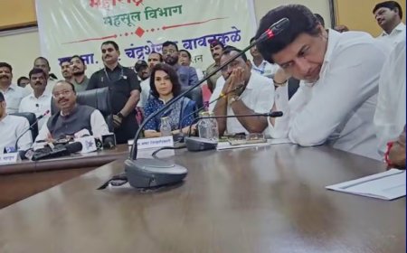 अन् रणजीतसिंह मोहिते पाटलांनी मान खाली घातली!