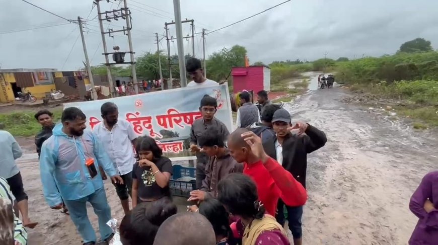 पूरग्रस्तांच्या संकटात विहिंप धावून आली