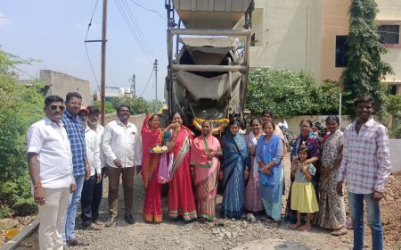 प्रभाग 26 मधील मीना नगर येथे काँक्रीट रस्त्याचे उद्घाटन