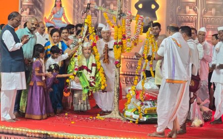 सद्गुरू गुरुबाबा महाराज औसेकर यांच्या एकषष्ठीनिमित्त तुलाभाराचा अपूर्व सोहळा