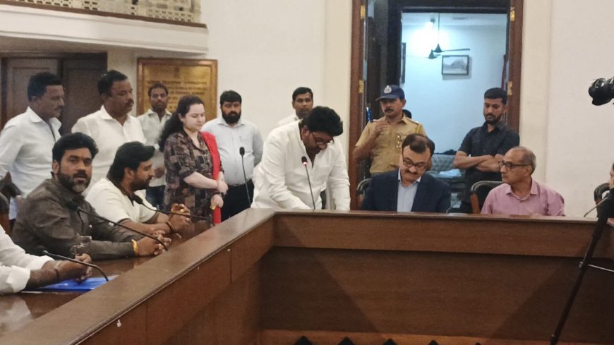 मनपा काँग्रेस गटनेतेपदी चेतन नरोटे, भाजपा गटनेेत्याची आज पुण्यात घोषणा, तर महापौर कोण?