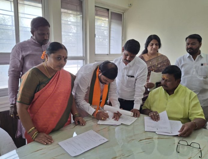 अपेक्षेप्रमाणे कोंड्याल यांच्याच गळ्यात महापौरपदाची माळ