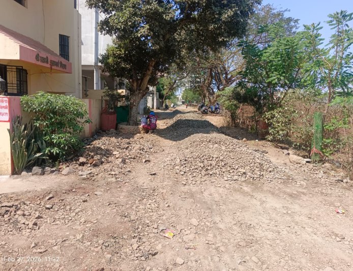 प्र.26 कृष्णा कॉलनीत रस्ते कामाची सुरुवात, मा.नगरसेविका राजश्री चव्हाण यांचा निधी