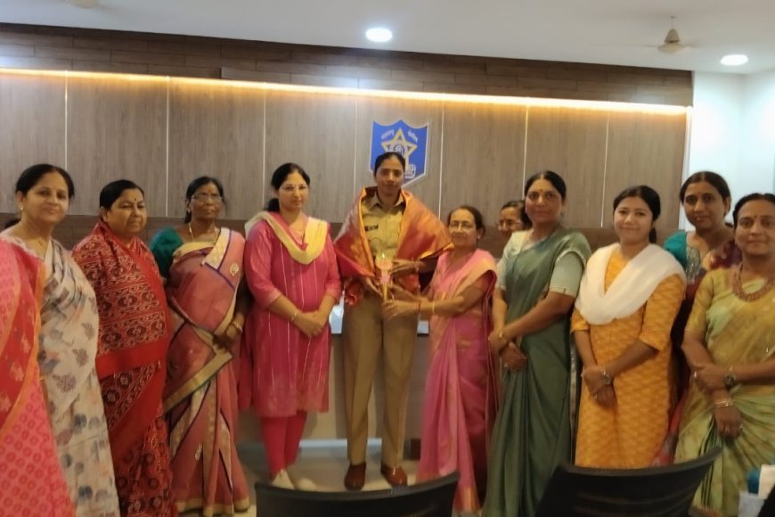 महिला दिनानिमित्त पोलीस बॉईज असोसिएशनकडून कर्तव्यदक्ष अधिकाऱ्यांचा सन्मान