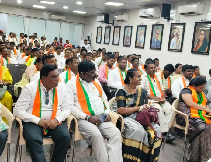 कागदपत्रांच्या अडचणी सोडवण्यावर भर; पारधी समाजासाठी आर्थिक महामंडळाची घोषणा