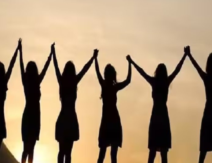 भारतीय नारी शक्तीचा सन्मान