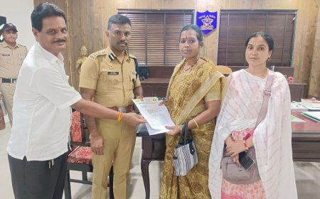 शिक्षण अधिकारी सचिन जगताप यांच्यावर ॲट्रॉसिटी व विनयभंगाचा गुन्हा दाखल करण्याची मागणी