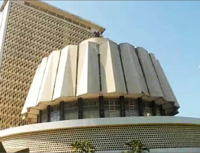 फडणवीसांचे लक्ष्य माढा लोकसभा! एमएलसी निवडणुकीत डाव/पेच