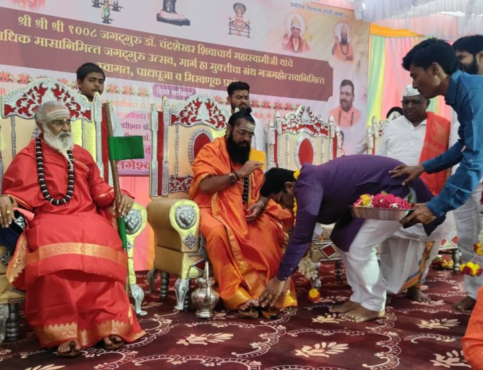 गुरू बमलिंगेश्‍वर बृहन्मठ मंदिरास कोटीचा निधी : आ. कोठे