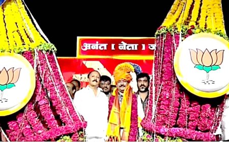 रक्तदान, शैक्षणिक साहित्य, वृक्षारोपण.. नगरसेवक अनंत (नेता) जाधव वाढदिवस समाजोपयोगी उपक्रमांनी साजरा