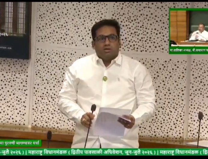 आ.देवेंद्र कोठे आरोग्य सेवेसाठी सजग, अतिरिक्त कार्डियाक रुग्णवाहिका, परिचारिकांचा ग्रेड पे प्रलंबित