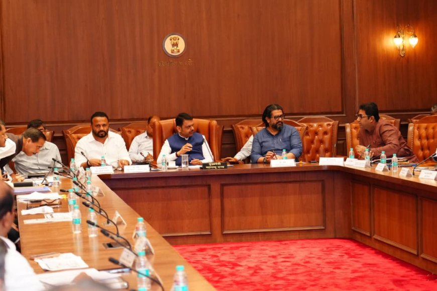 उड्डाणपूल, पाणीपुरवठा, आयटी पार्क, विमानसेवा विषय मुख्यमंत्र्यांकडून लागला मार्गी
