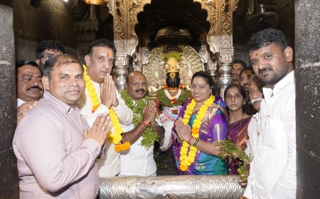 दीपोत्सवातून मोदींच्या दीर्घायुष्यासाठी प्रार्थना, महाआरती!