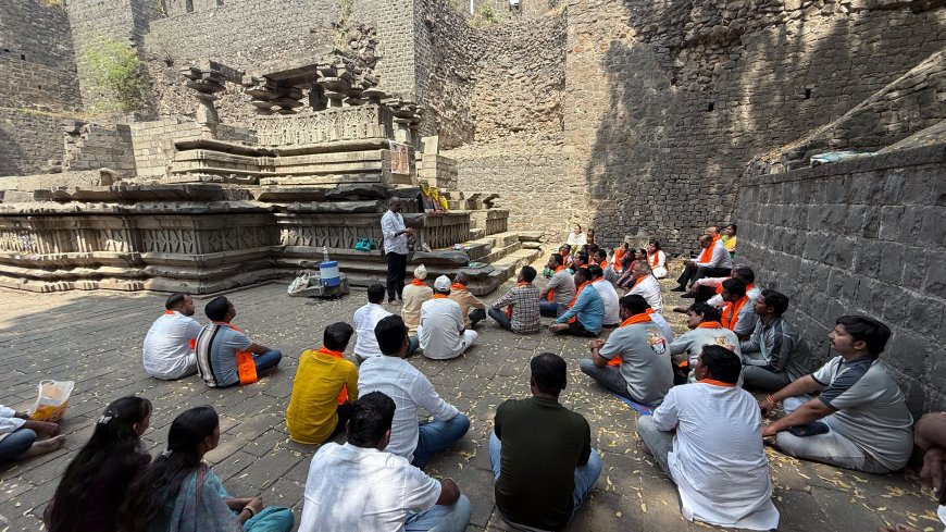 ऐतिहासिक भुईकोट किल्ल्यात विहिंपचा शस्त्रपूजन सोहळा