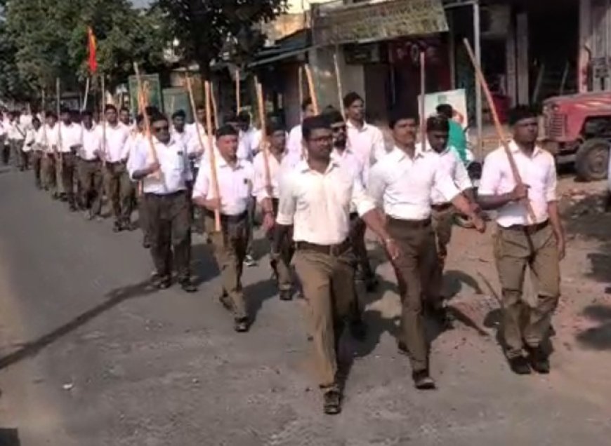 विजयादशमी निमित्त संघाचे शस्त्रपूजन व १२ नगरांमध्ये पथ संचलन